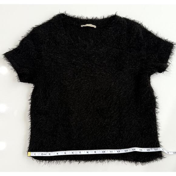 Zara Trafaluc faux fur black fuzzy tee shirt crop top short sleeve M - Picture 5 of 6